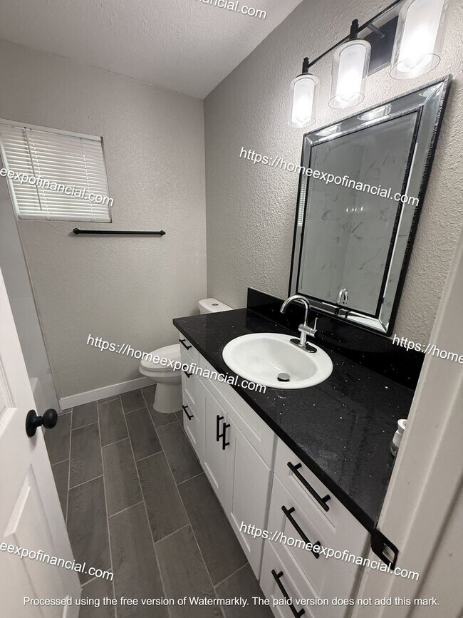 Building Photo - Nice Home For Rent