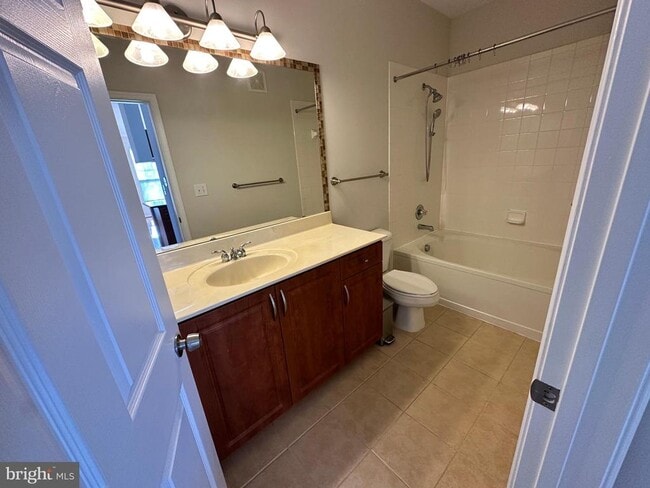 Building Photo - 12901 Centre Park Cir