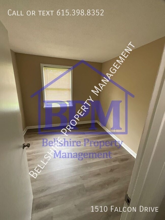 Building Photo - 1510 Falcon Dr