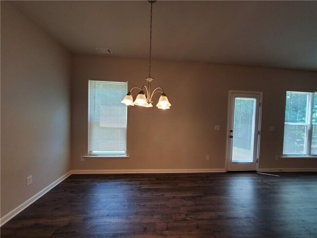 Building Photo - 165 Canvas Ives Dr