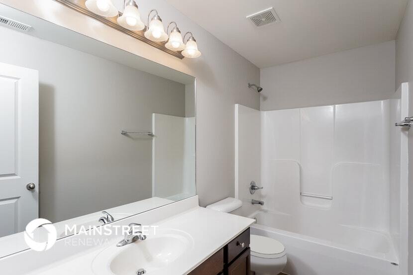 Building Photo - 214 Bald Eagles Cir