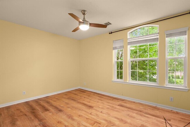 Building Photo - 2646 Cascade Falls Dr