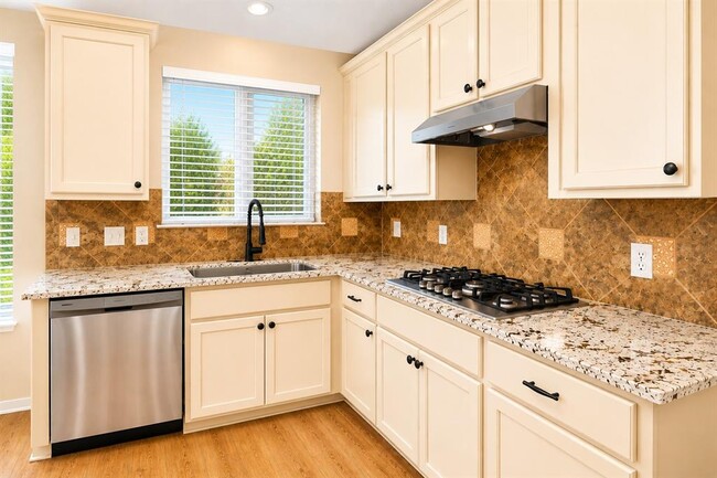 Building Photo - 4205 Bent Wood Ct