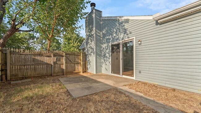 Building Photo - 3179 W Wildflower St