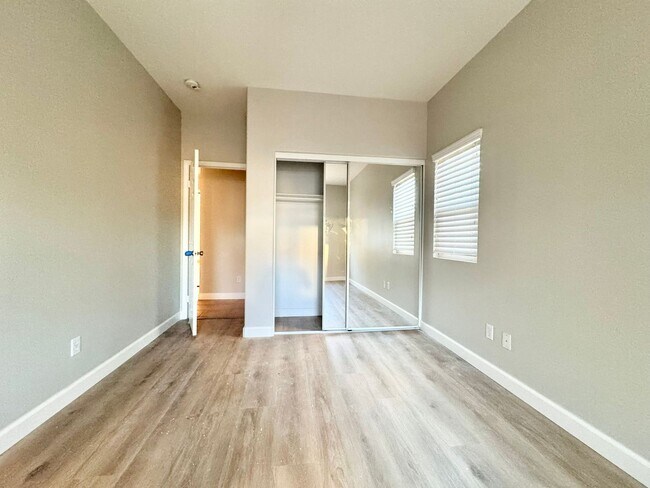 Building Photo - 2871 Pinta Ct