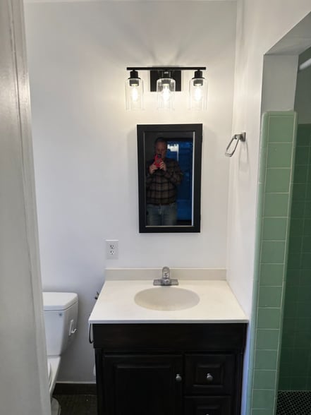 Building Photo - 3236 Larissa Dr