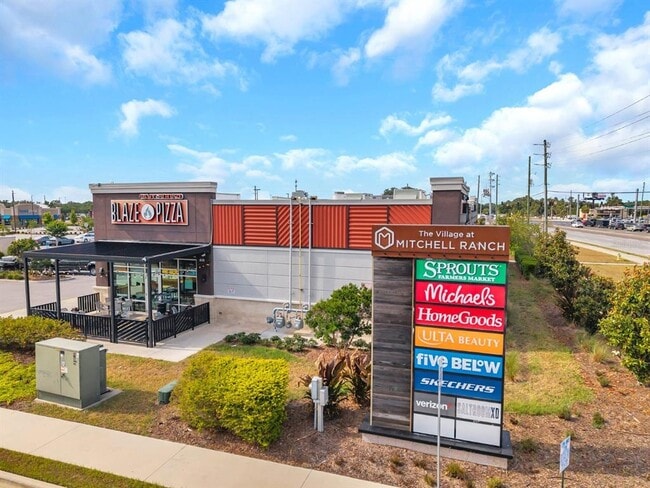 Building Photo - 10635 Marsha Dr