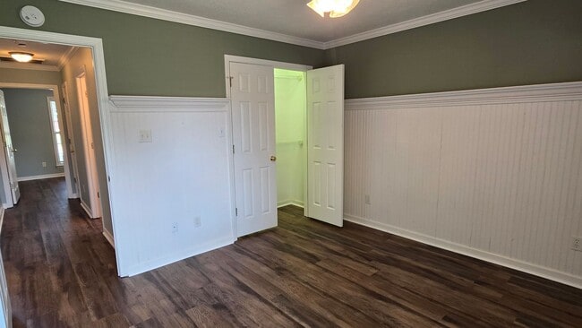 Building Photo - 173 Walnut Trace Dr