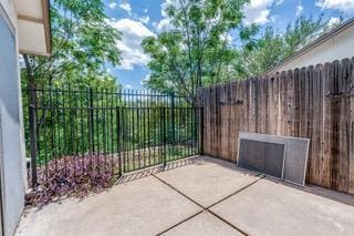 Building Photo - 6910 Hart Ln