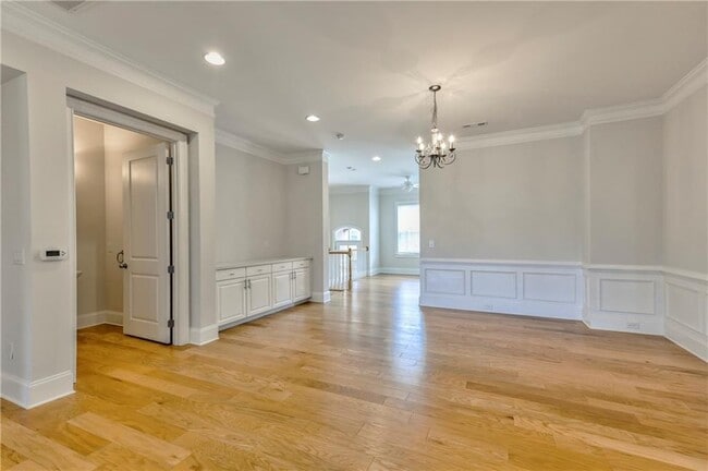 Building Photo - 1642 Canopy Chase NE