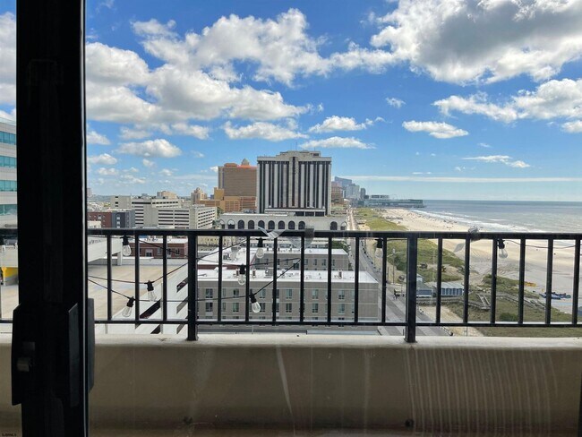 Building Photo - 3851 Boardwalk-1405-1405