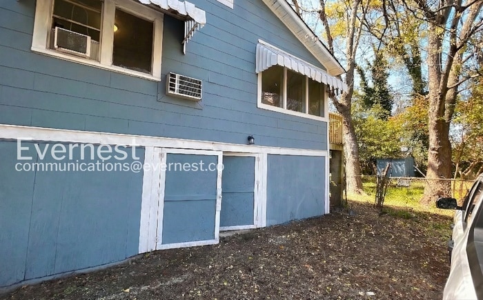 Building Photo - 218 73rd St