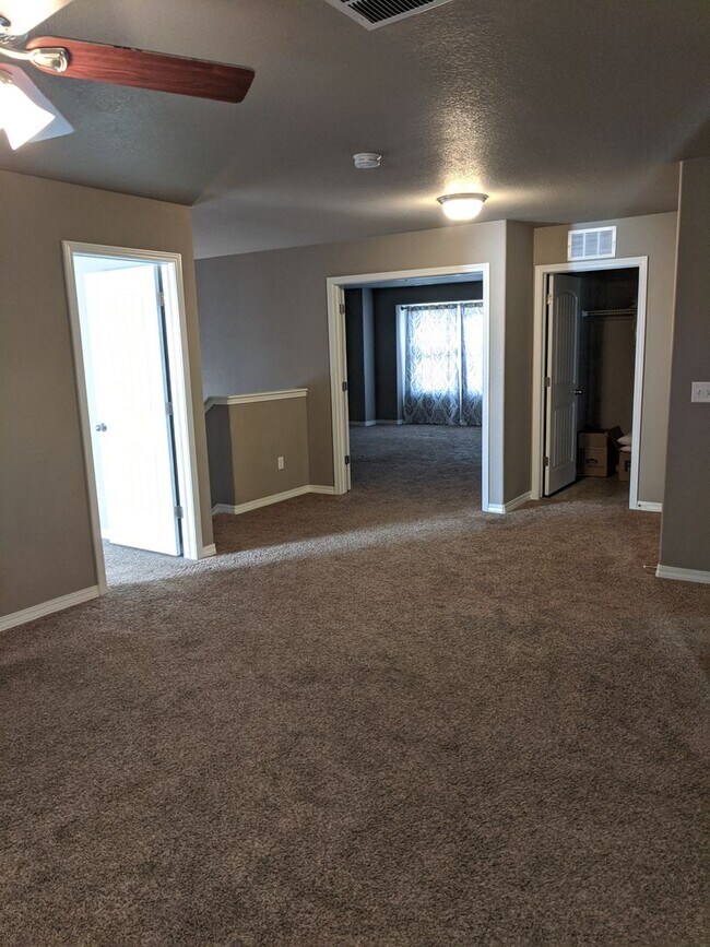 Building Photo - 7536 Shallow Brooke Pl