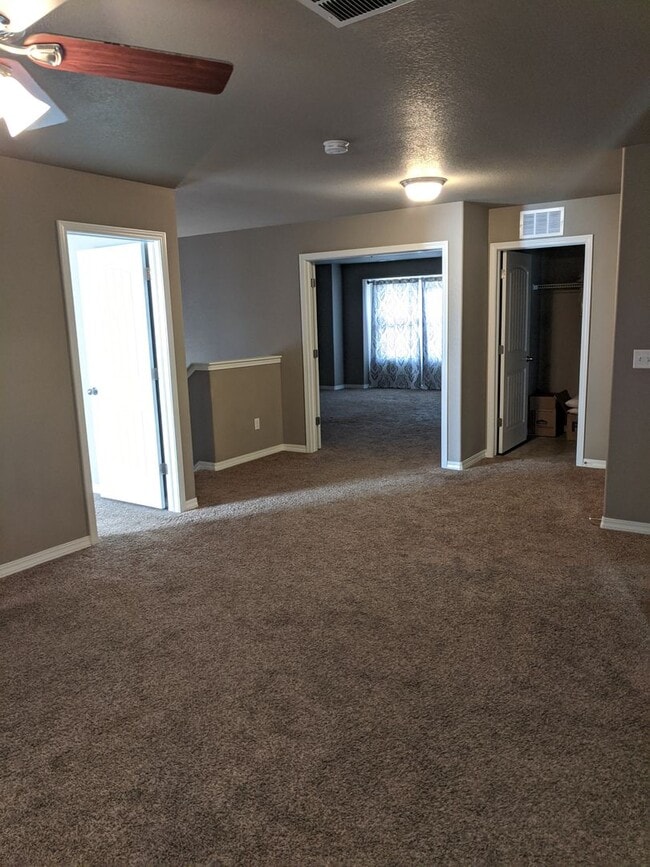 Building Photo - Open layout two-story home