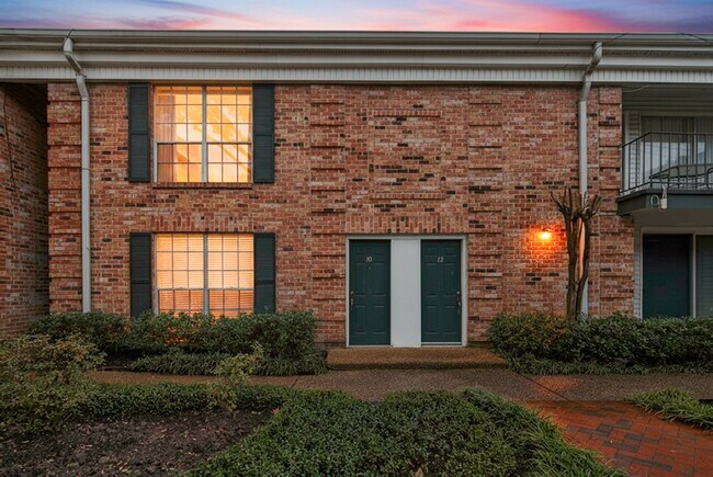 Building Photo - 3400 Timmons Ln