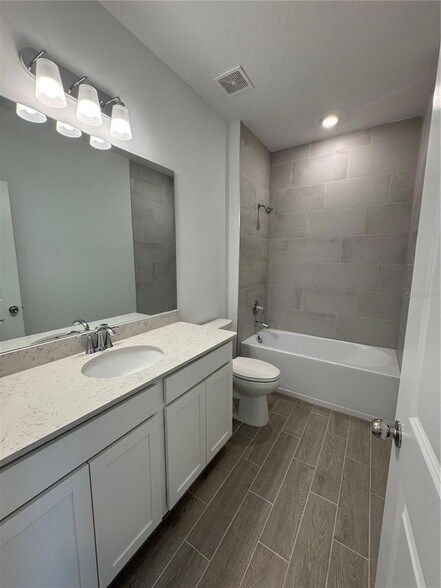 Building Photo - 6626 SW 89th Ln