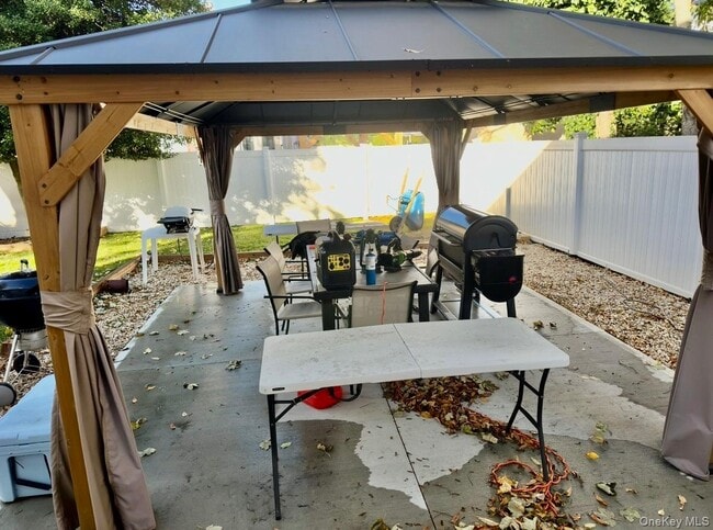 Building Photo - 107 Fairview Ave