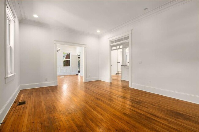 Building Photo - 787 Flat Shoals Ave SE