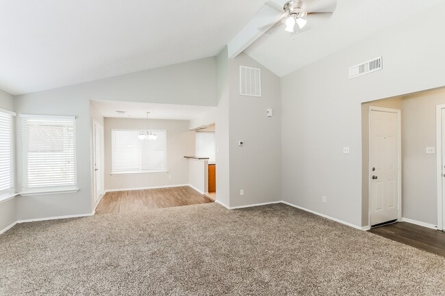 Building Photo - 3007 Becket St