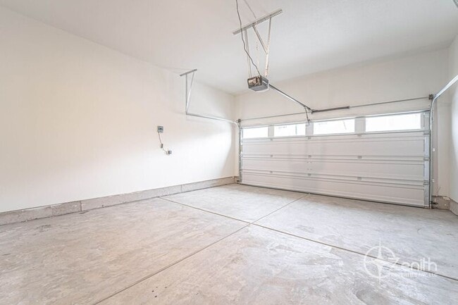 Building Photo - 15312 NE 72nd Way