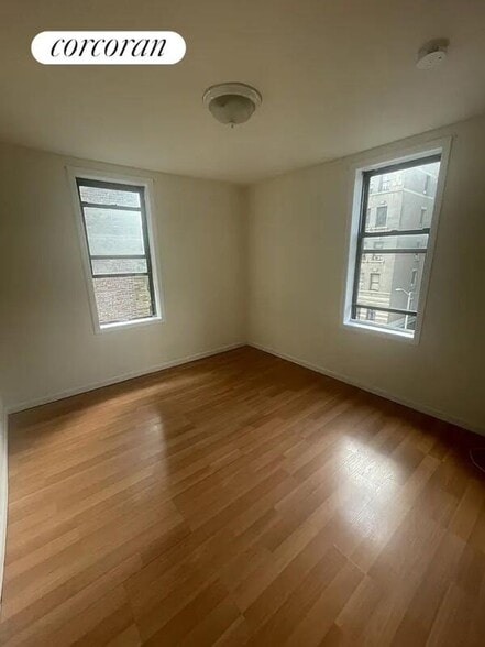 Primary Photo - 235 Wadsworth Ave