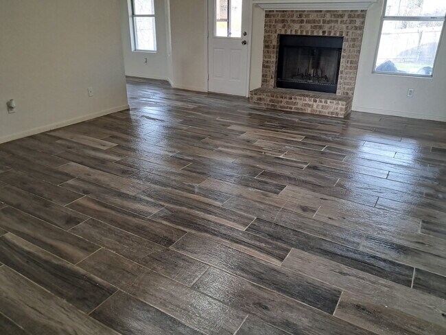 Building Photo - 1701 Prestige Loop