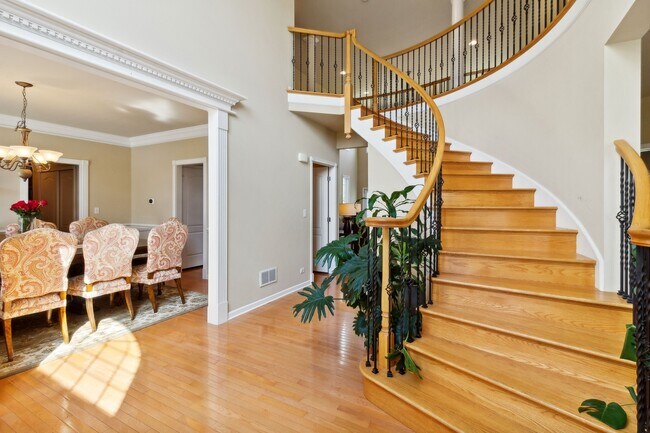 Building Photo - 391 Lake Run Ln