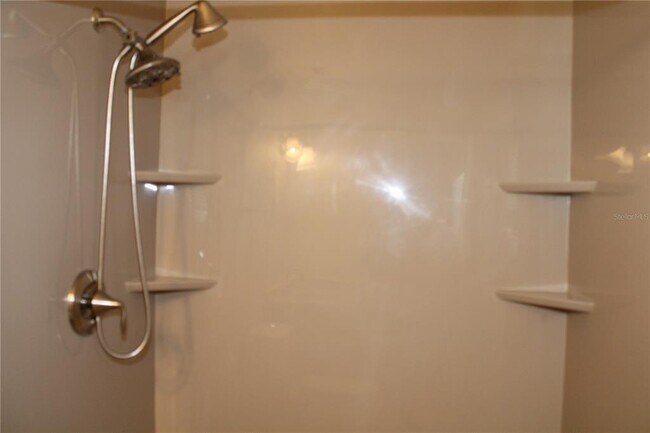 Building Photo - 8593 Lantana Dr