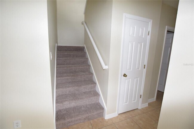 Building Photo - 9796 Tivoli Villa Dr