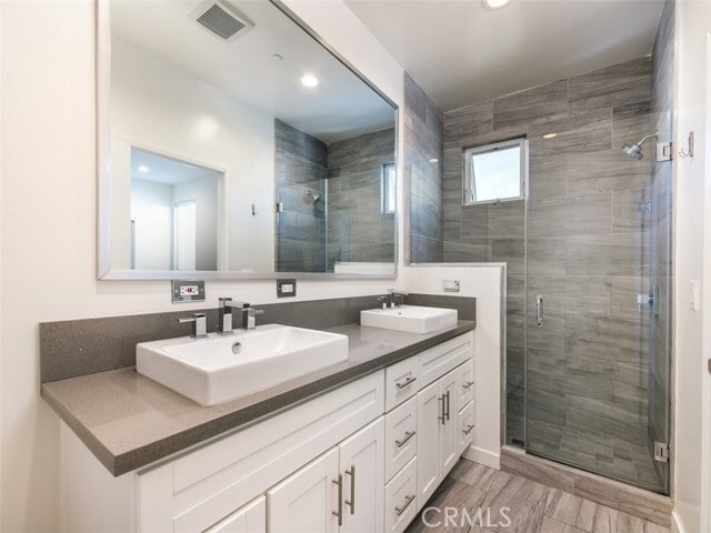 Building Photo - 5941 Barton Ave