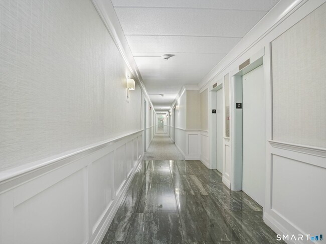 Building Photo - 27 Northill St