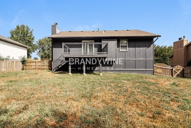 Building Photo - 1909 NE McKee Ln