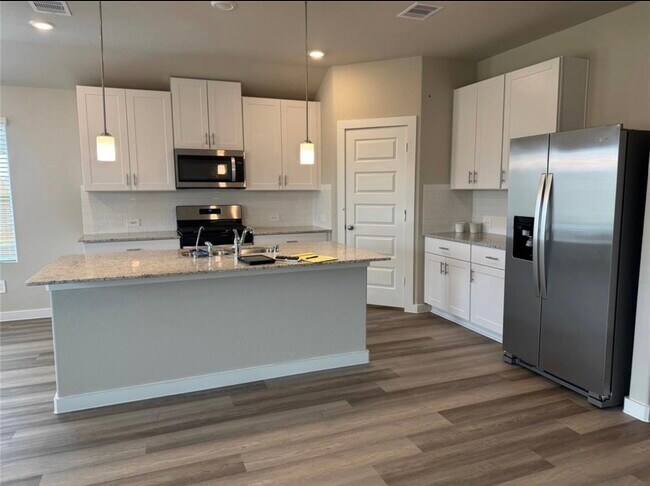 Building Photo - 3110 Winding Mile Ct