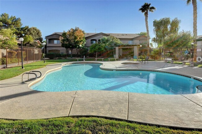 Building Photo - 5751 E Hacienda Ave