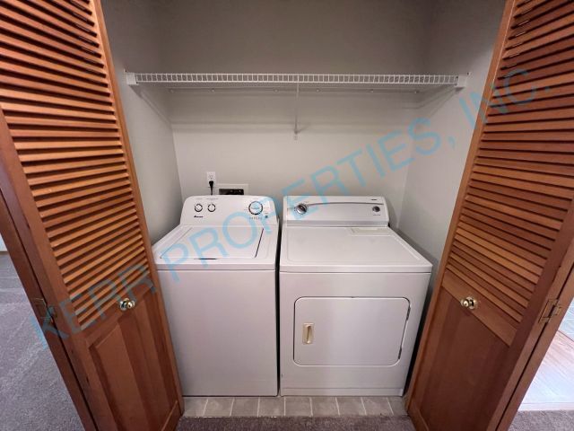 Building Photo - FREE RENT! Spacious & Modern 2-Bed, 2-Bath...