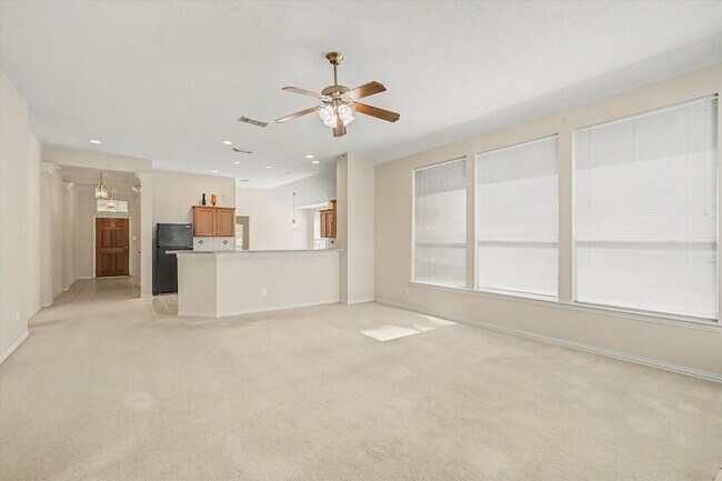 Building Photo - 16011 Belleshire Glen Ln
