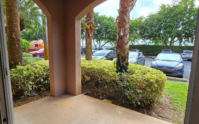 Building Photo - 1000 Scotia Dr