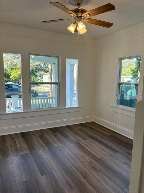 Building Photo - 911 Hart St