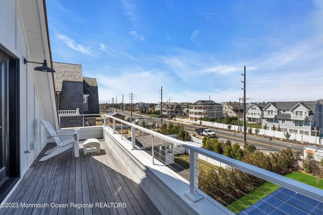 Building Photo - 1125 Ocean Ave