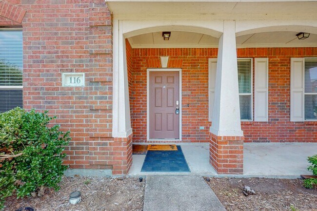 Building Photo - ***Pre-Marketing*** Great Home with Room T...