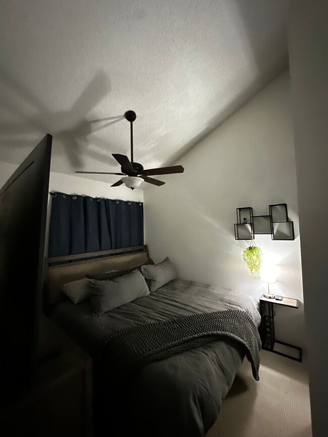 Building Photo - $3,500 / Month | 3 Bed / 2 Bath | Pets allowed