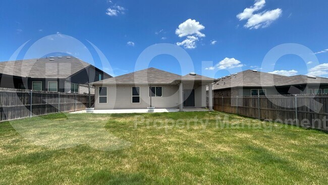 Building Photo - 3804 Arroyo Trl