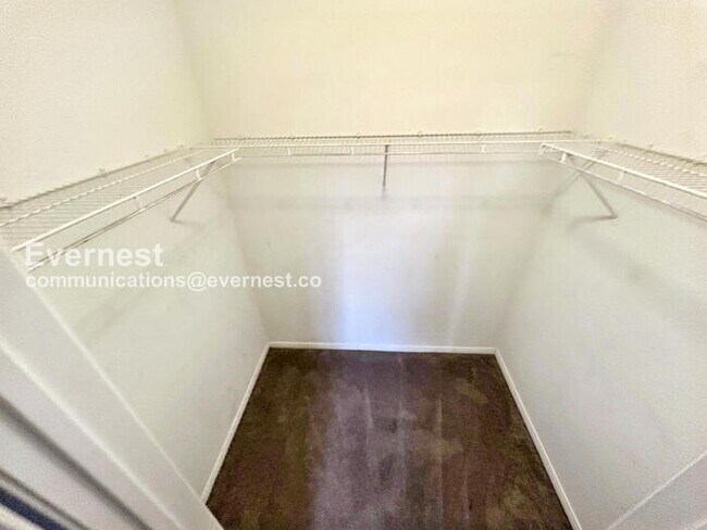 Building Photo - 6955 N Durango Dr