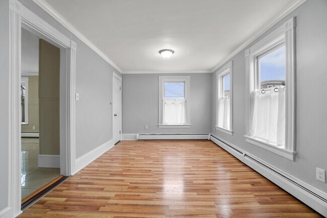 Building Photo - 119 Andover St