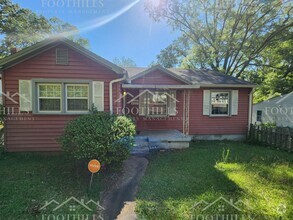 Building Photo - 507 Rose Hill St