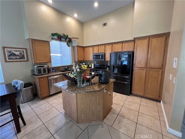 Building Photo - 1823 Church St