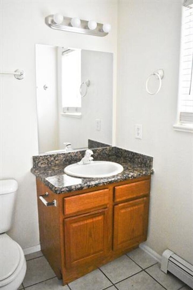 Building Photo - 497 Coronado Way