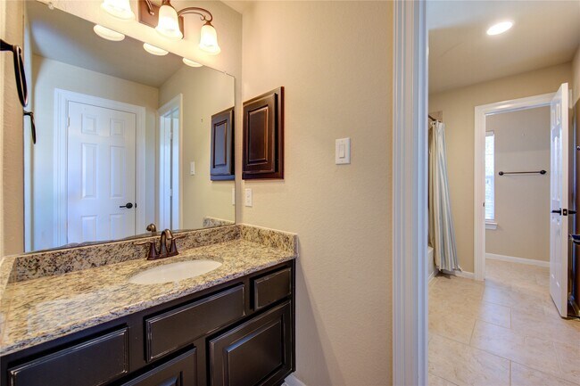 Building Photo - 28318 Wild Mustang Ln