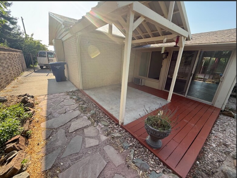 Building Photo - 2759 S 2445 E
