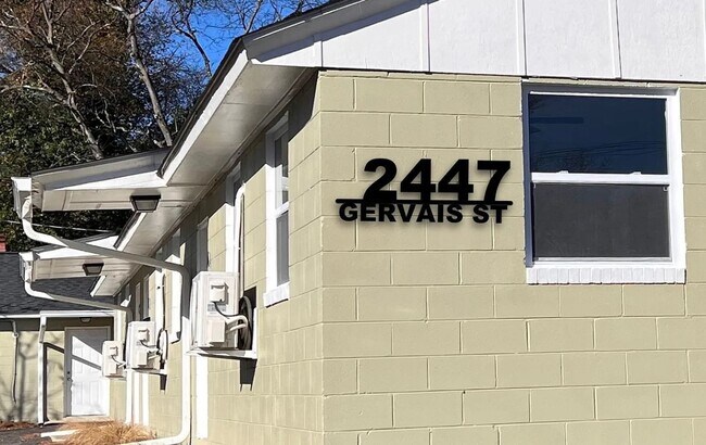 Building Photo - 2 Bedroom, 1 Bath in The Lyon St. Neighborhood - Coming Soon!